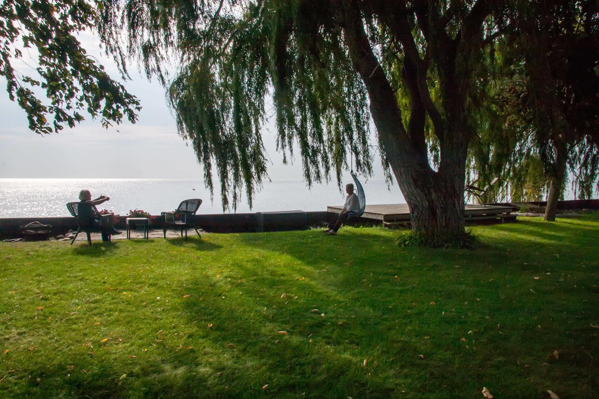 Point Pelee Lakeshore B&B Leamington Εξωτερικό φωτογραφία